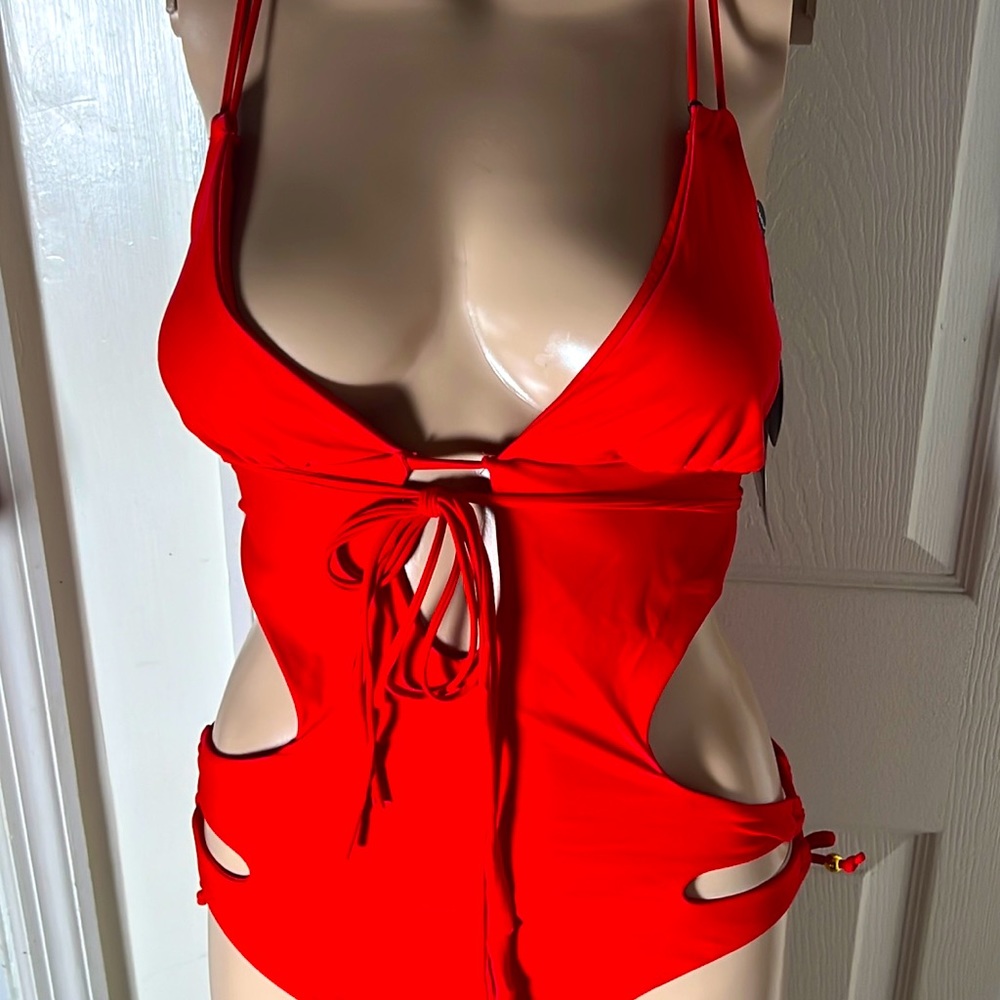 LE Best  1 ps bathing suit size XL Red nwt